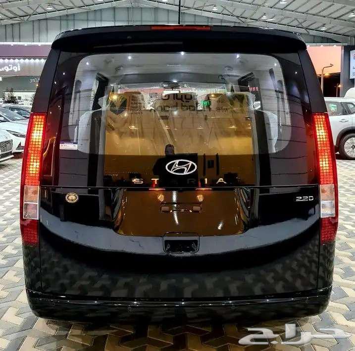 Hyundai Staria 2.2 Diesel 2025 lowest price for cash and installments and companies63095090214915112