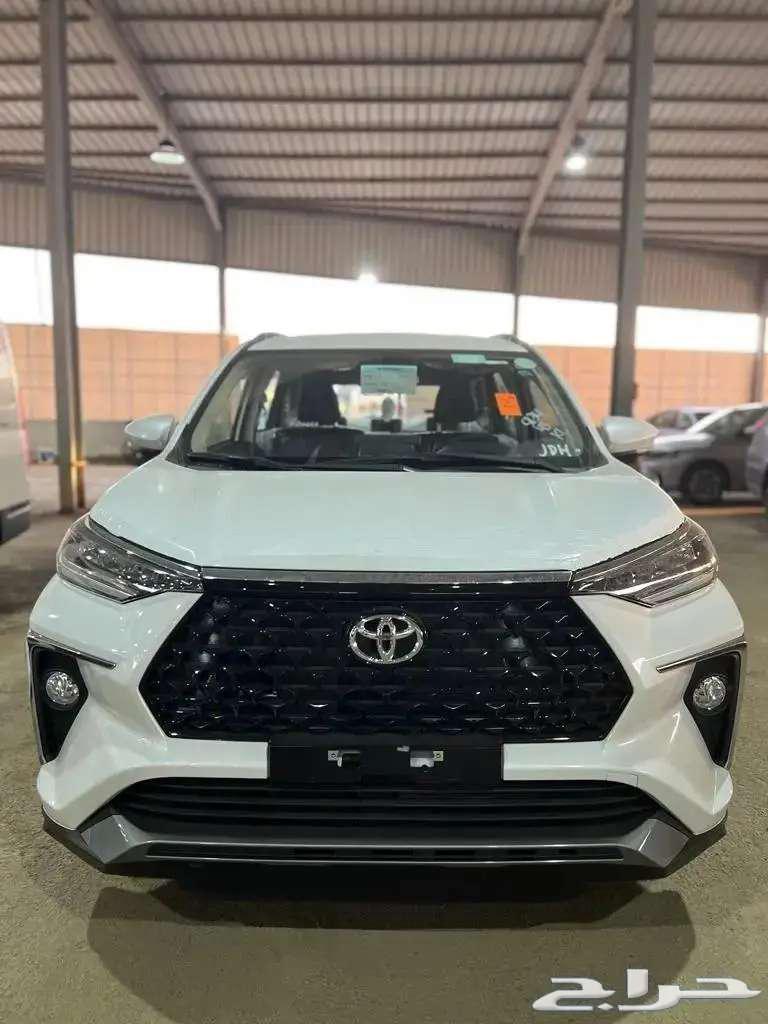 Toyota Vitz GLX Model 202463093955356161112