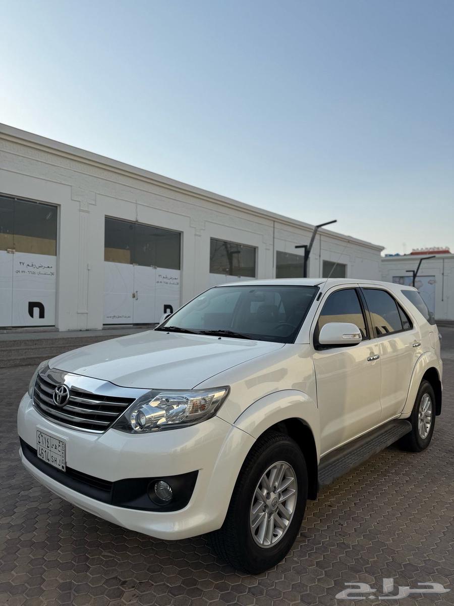 Jeep Cherokee Double 4 Cylinder (Storage) Agency. Sold63094730420866113