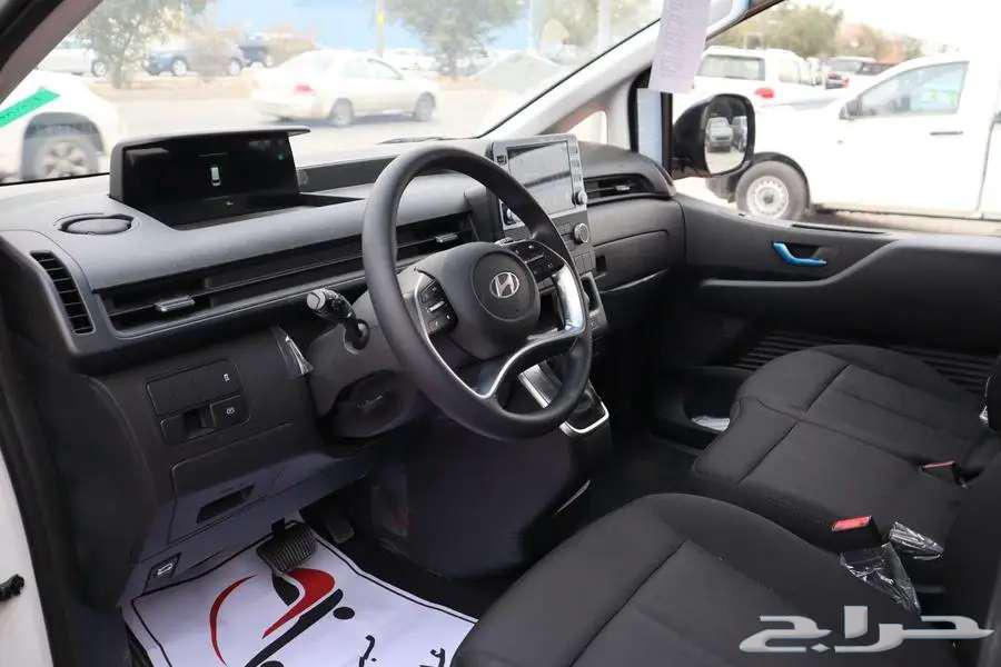 Hyundai Staria 9-passenger and 11-passenger diesel and gasoline 2025 lowest price63096200913409114