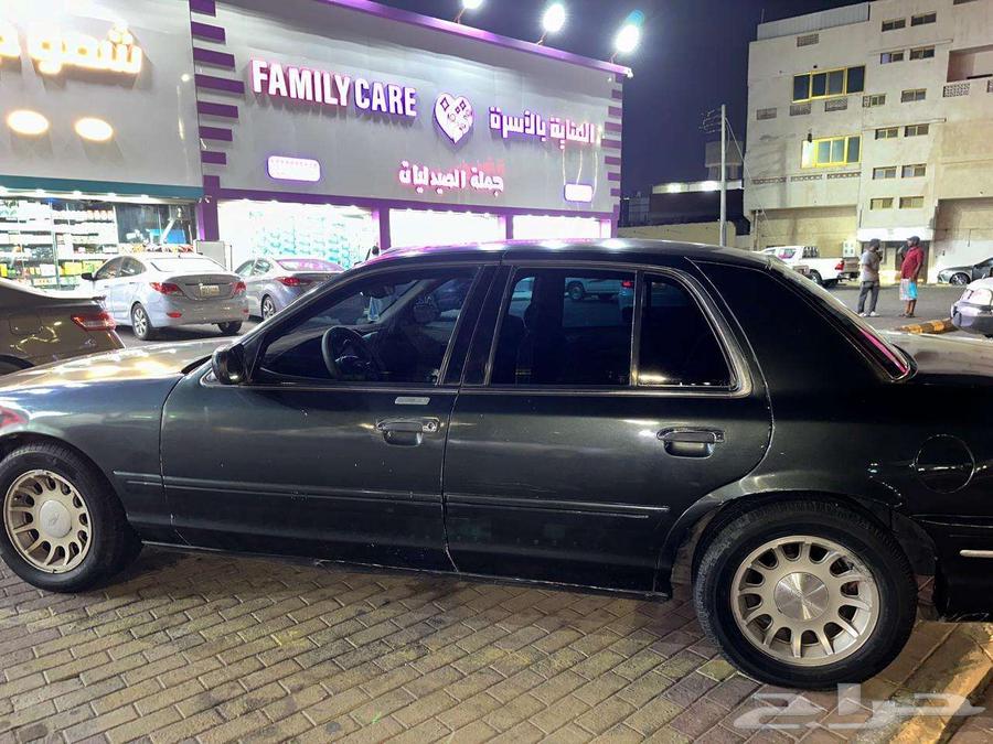 Ford Crown Victoria63096214260097111