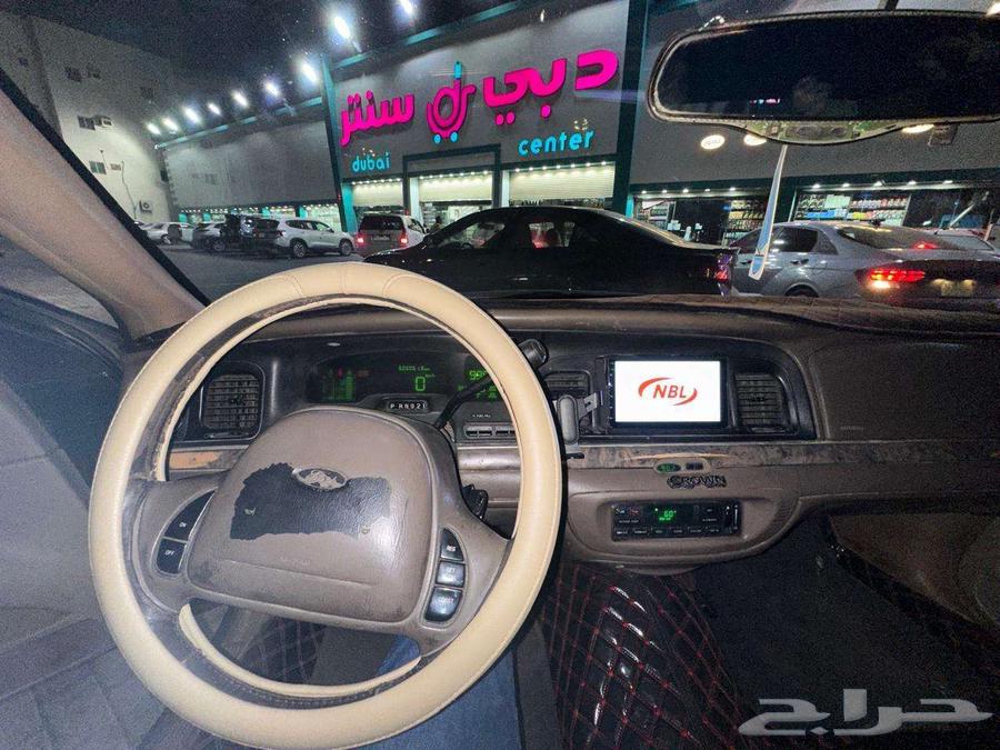Ford Crown Victoria63096214260097112