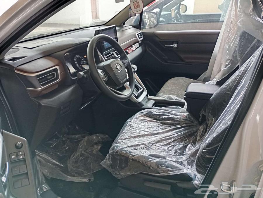 تويوتا انوفا 2024 GL بنزين عبداللطيف جميل63095461468930111