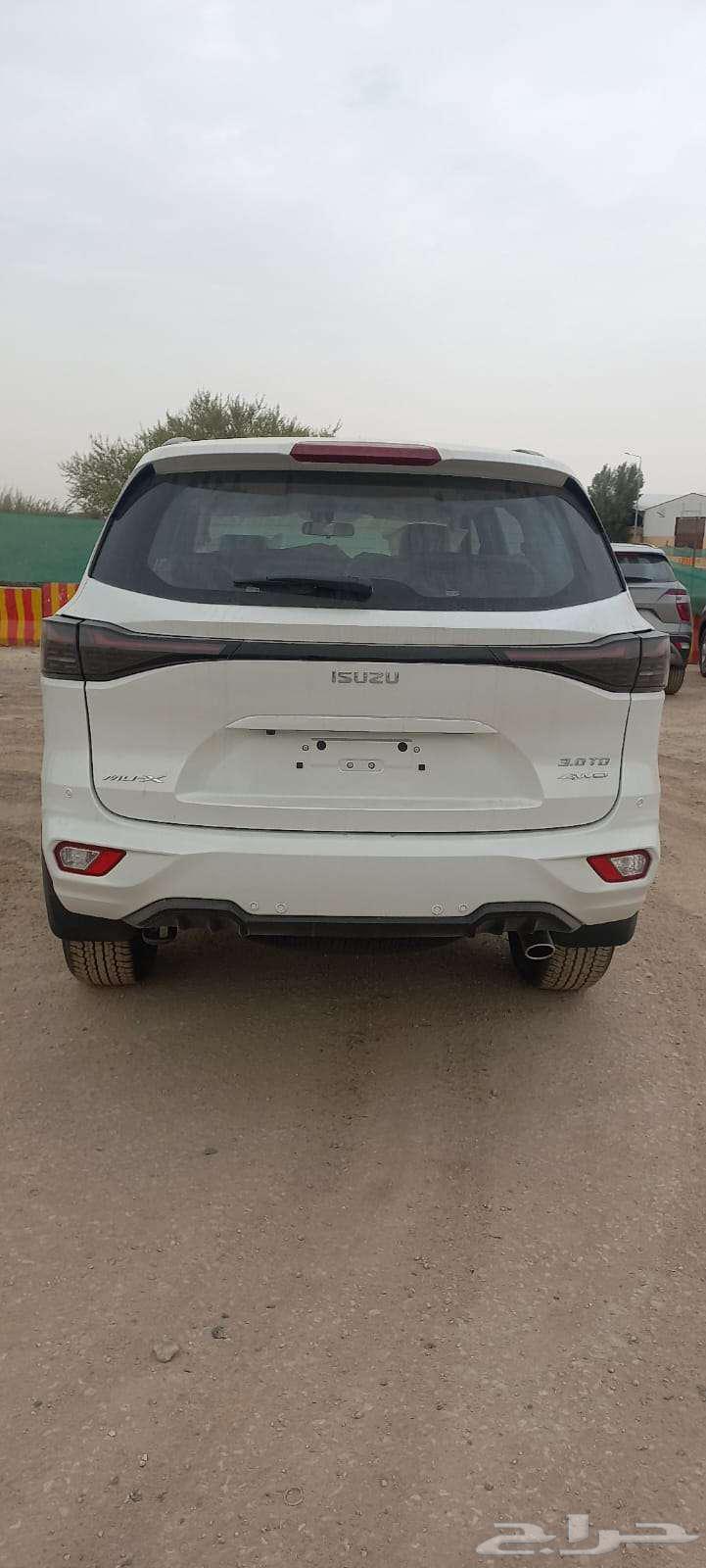Isuzu MUX 2025 Full Option Gulf63091359814914112