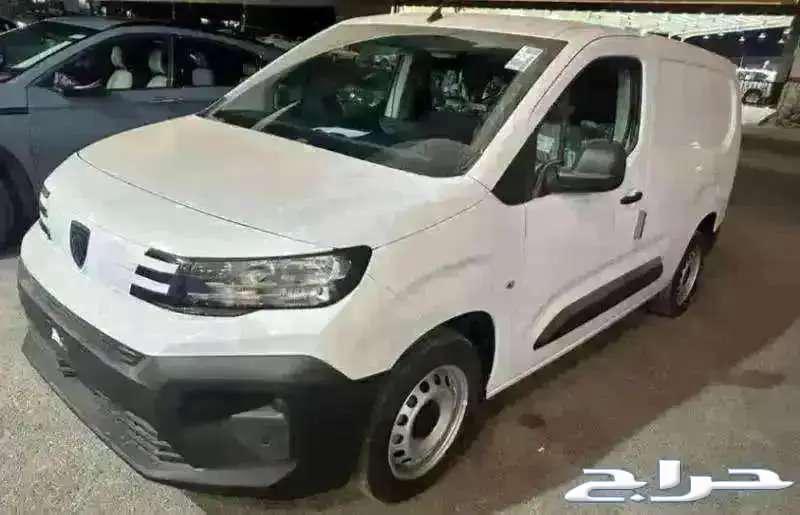 Peugeot Partner Van 2025 special offers with 54,000 cards63088208726401111