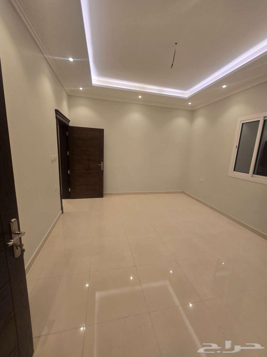 Crown Prince's apartments 1 inside the sacred boundary63012947370882113