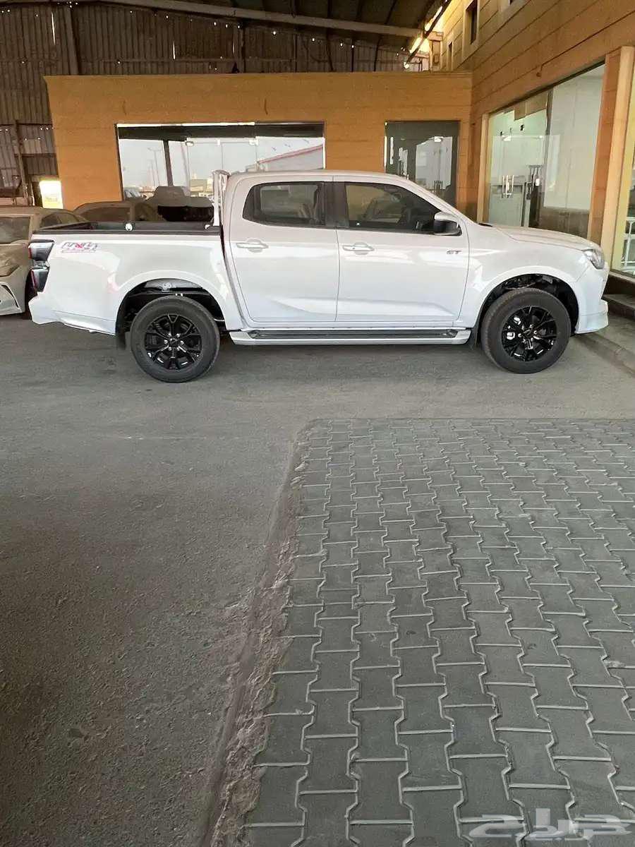 Isuzu D-Max GT Diesel Automatic 2023 for 1850 installment Al-Hasan63089017050497112