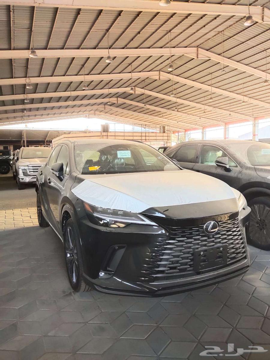 Lexus RX 350 BB is available, model 202563088183287681113