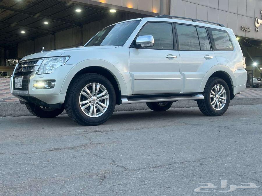 Mitsubishi Pajero Golden Mark 2020 model very clean63091364428802111