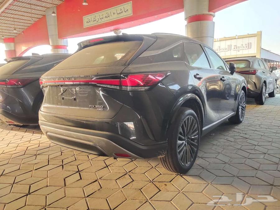 Lexus RX 350 BB is available, model 202563088183287681112