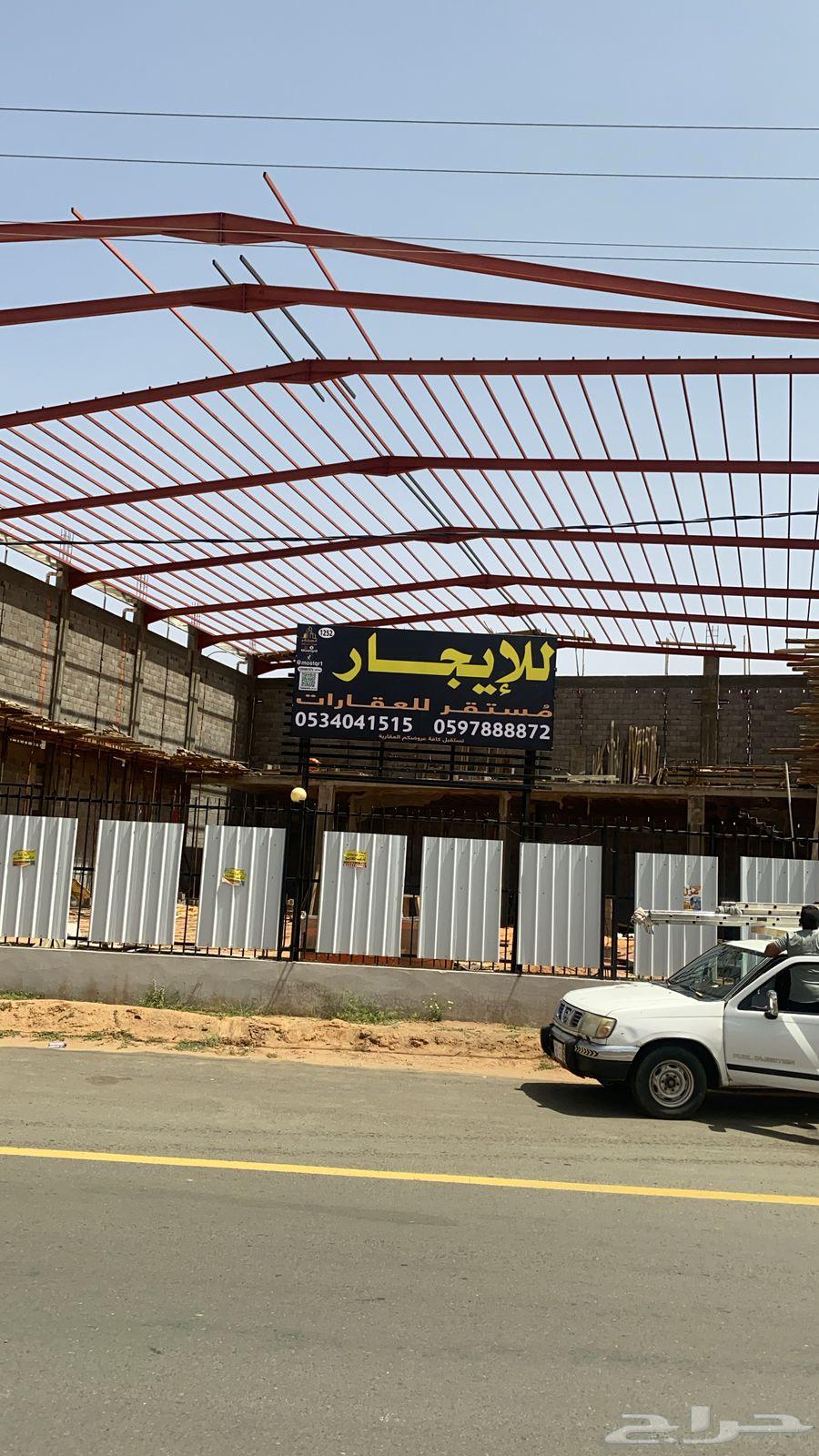 للايجار صاله زاويه تجاريه قريبه من مطعم ديرتنا في حي النقره63013826001666114