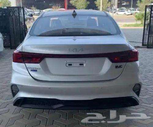 Cerato Standard 1.6 2024 Installment on all banks63081725190017112