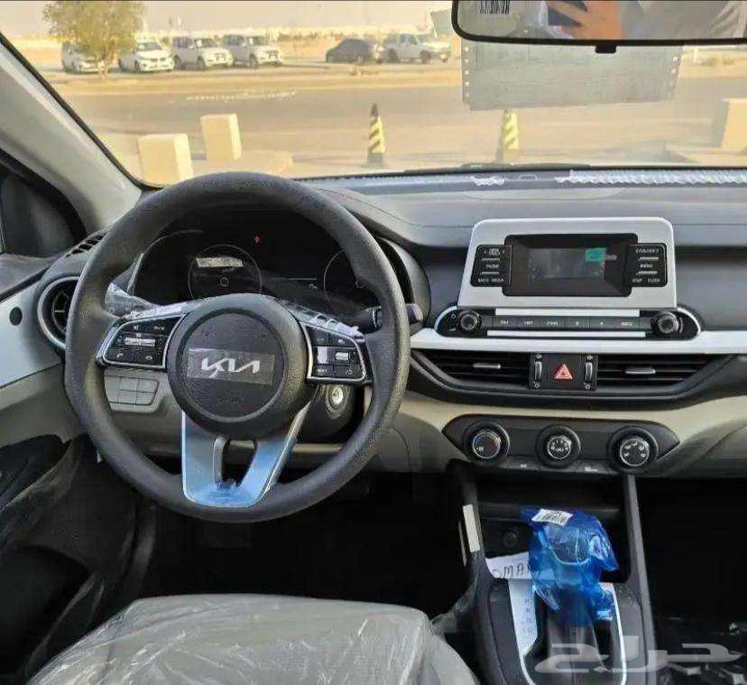Cerato Standard 1.6 2024 Installment on all banks63081725190017113