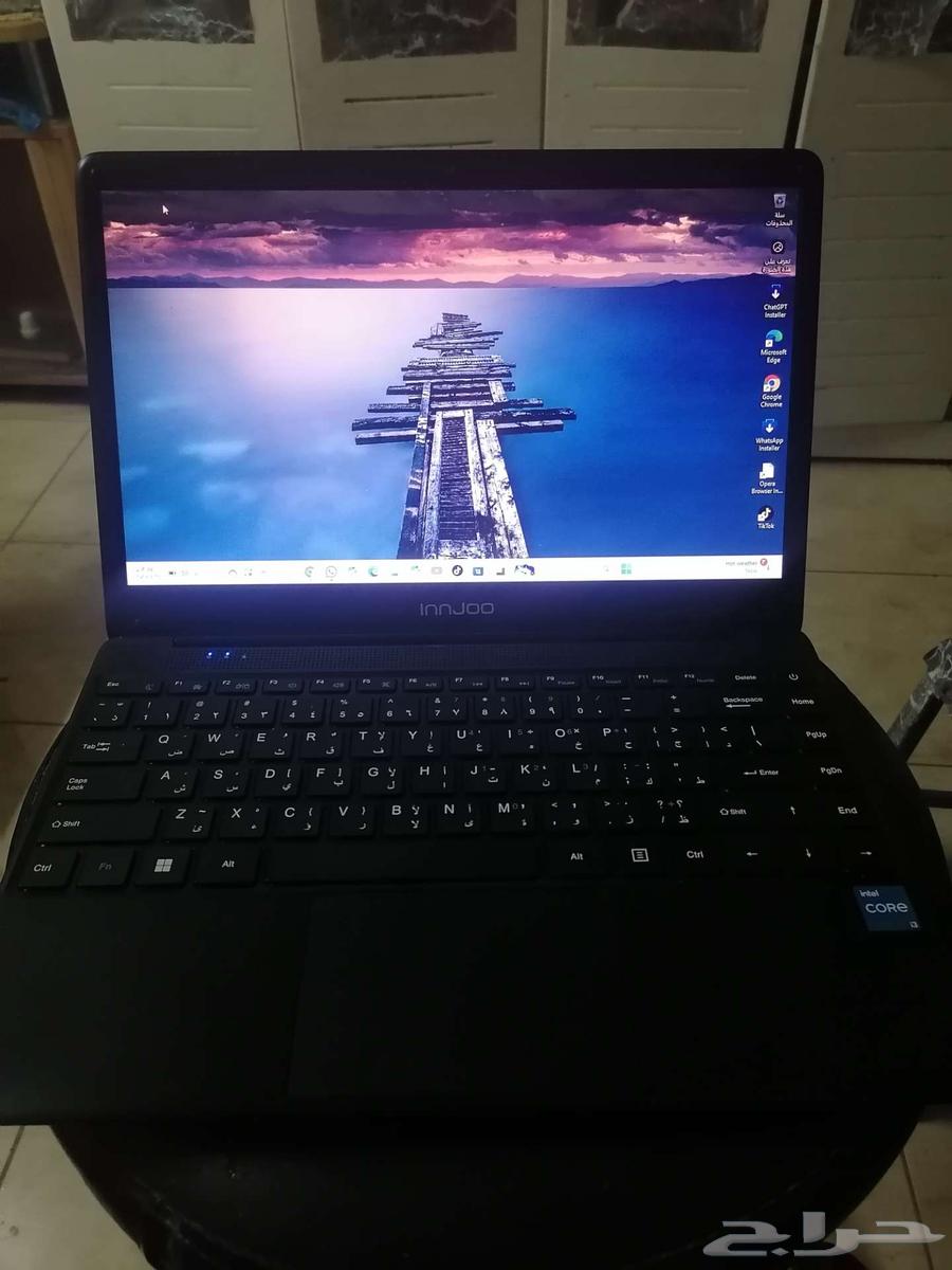 New and beautiful laptop in the bag63055620307074113