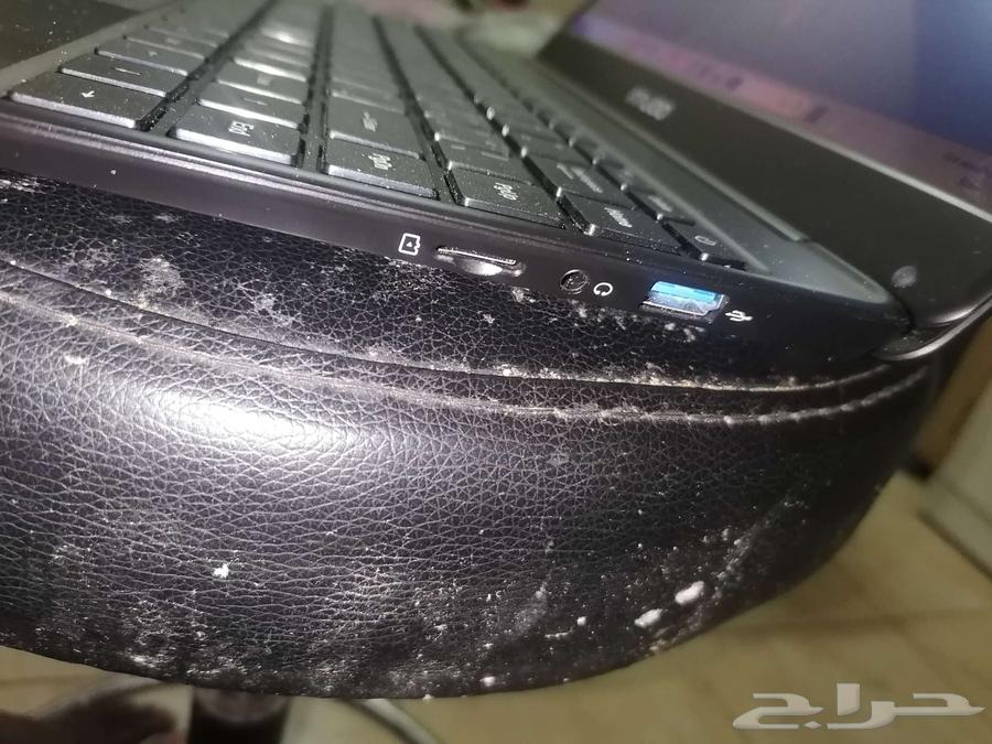 New and beautiful laptop in the bag63055620307074114