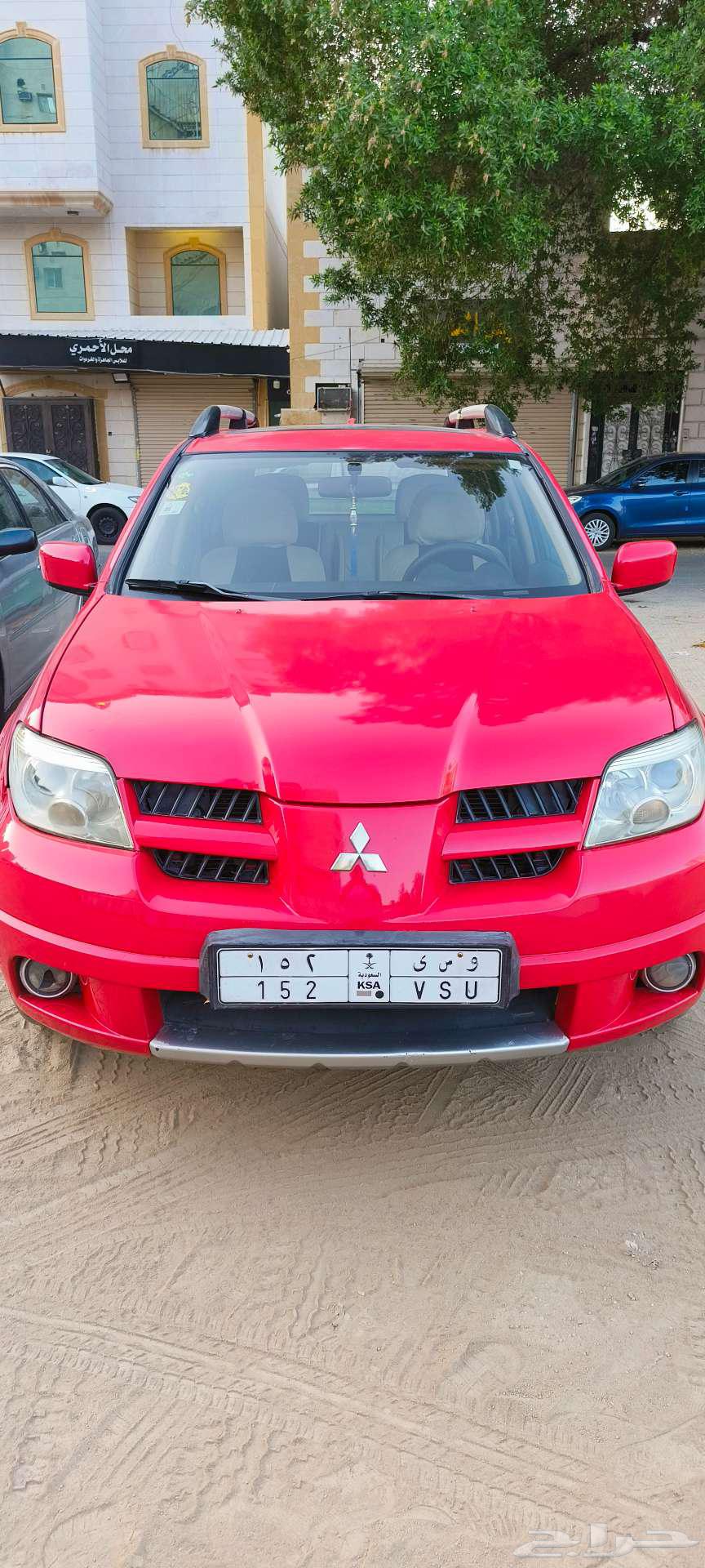 ميتسوبيشي أوتلاندر 200763077610727939111