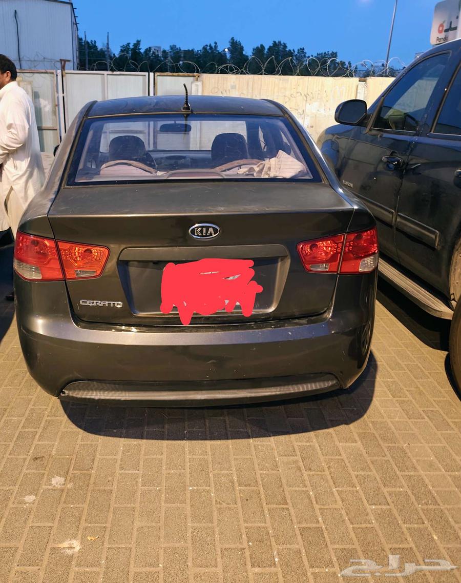 كيا سيراتوا اتوماتيك للبيع630748377066251112