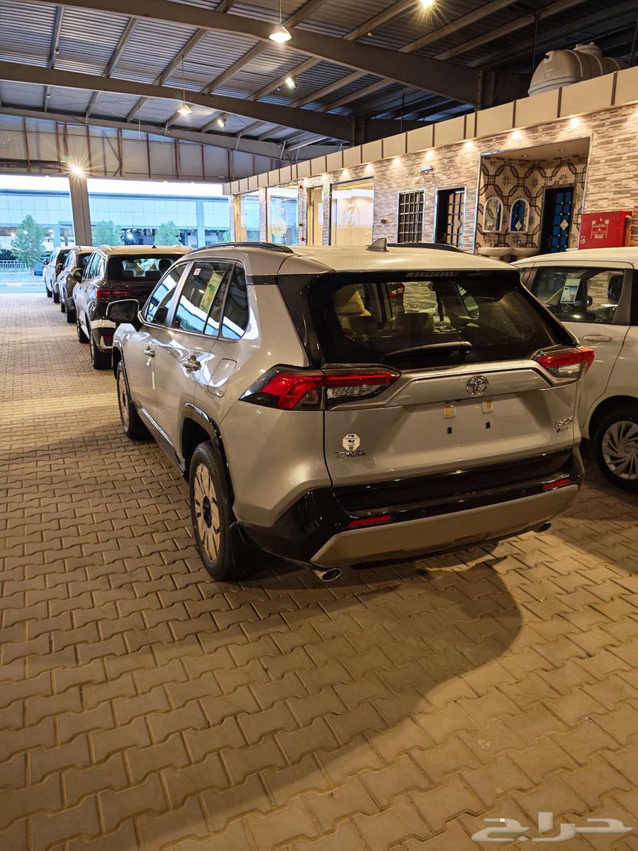 رافور XLE هايبرد 2025 مكينة 2500 للبيع كاش او تقسيط63077618823297112