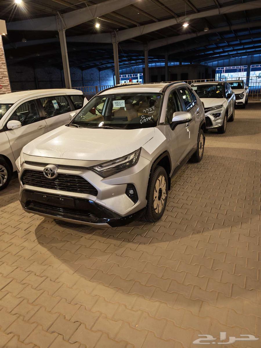 رافور XLE هايبرد 2025 مكينة 2500 للبيع كاش او تقسيط63077618823297111