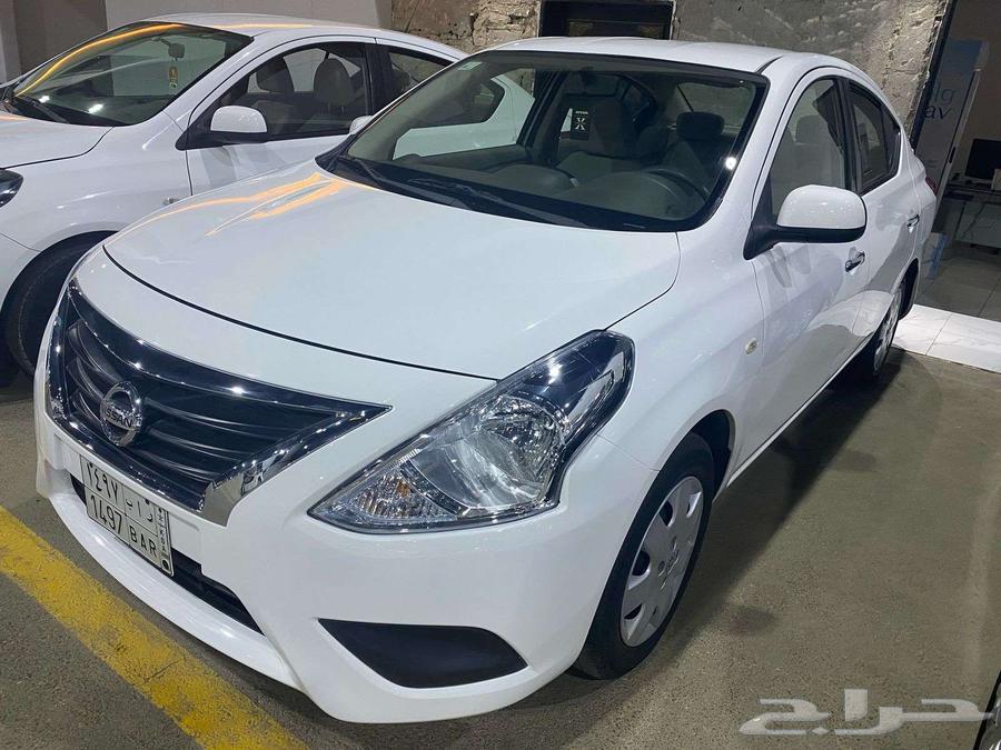 Nissan Sunny model 202263077166304385112