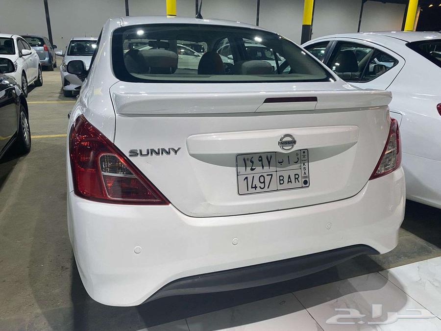 Nissan Sunny model 202263077166304385113