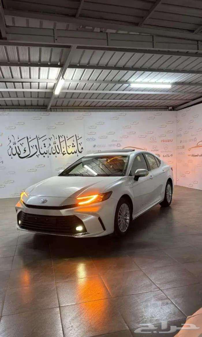 تويوتا كامري فئة LE بنزين فتحة خليجي2025 - 121.50063077623053314111