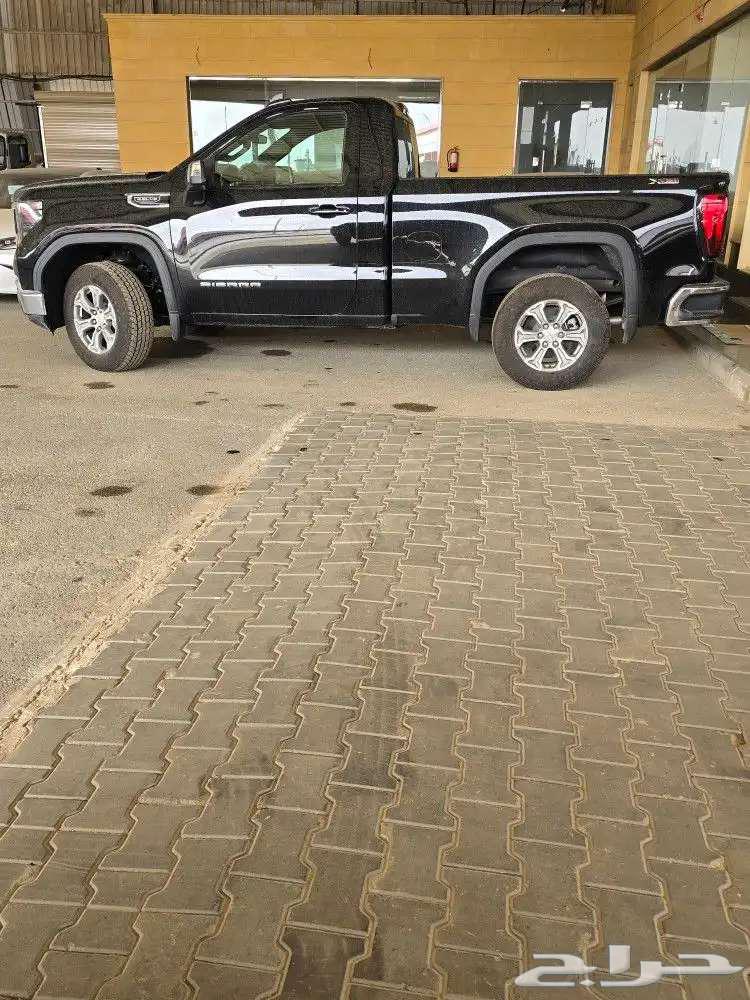 GMC Sierra SLE Black 2025 Available at Al-Hassan63076439505025111