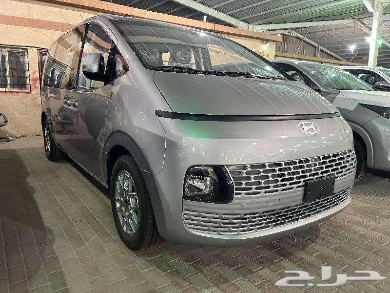 Hyundai Staria Model 202563072754301057111