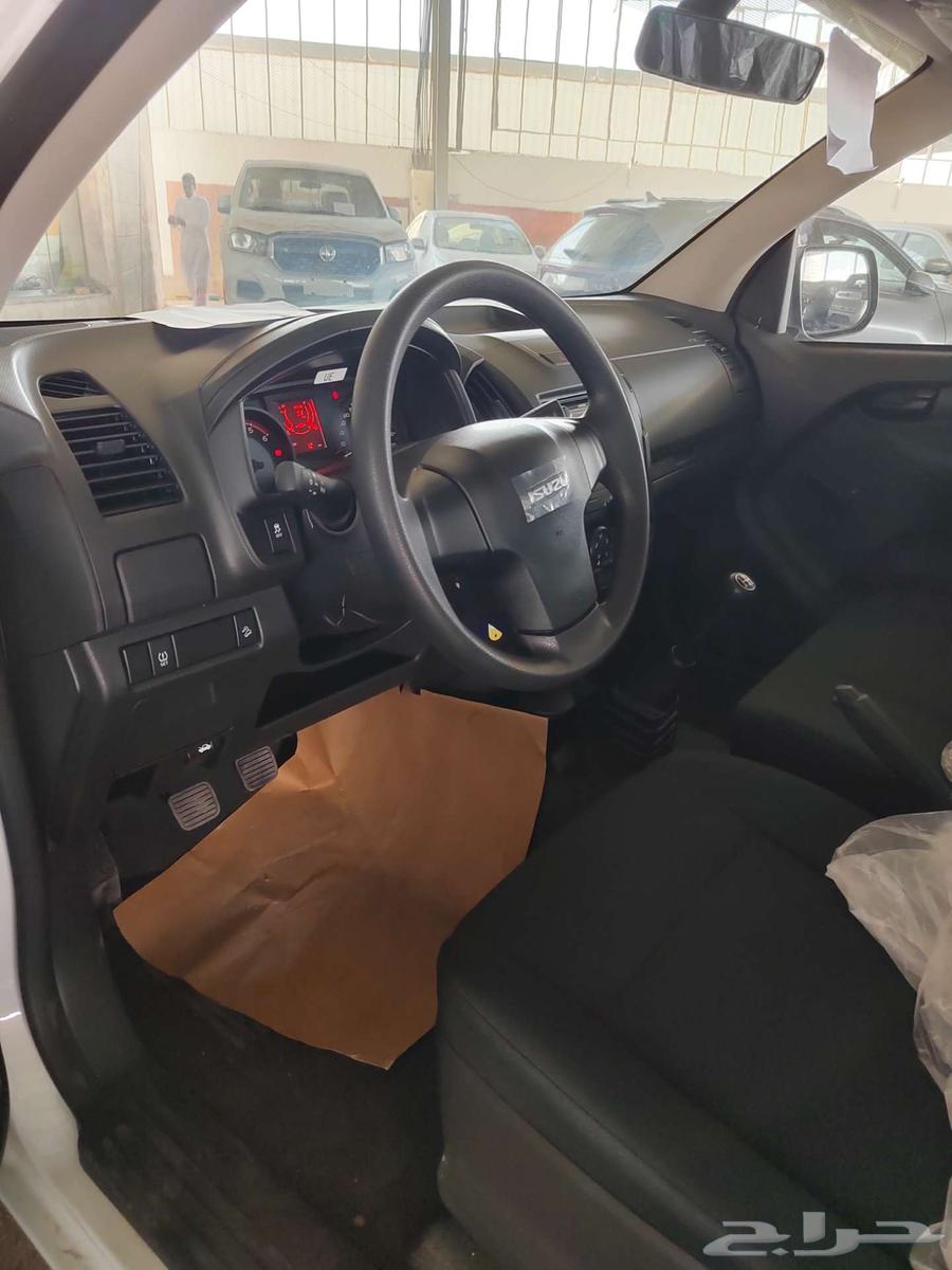Isuzu D-MAX 2025 sides63075626065921114