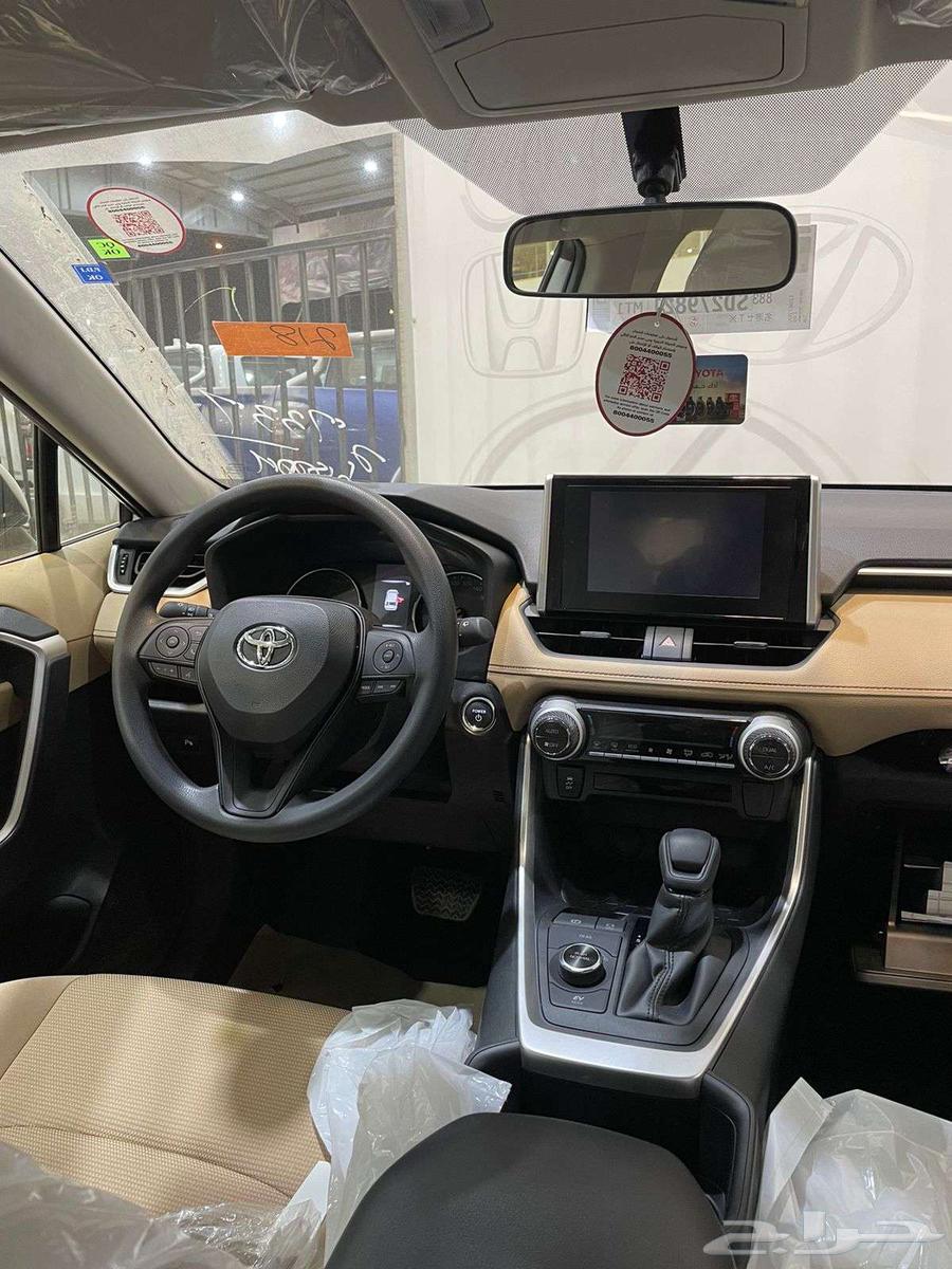 Toyota RAV4 Standard Gasoline 2025 Cash and Installments All Banks63074032579715114