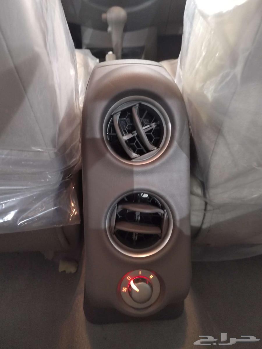 Nissan Sunny 202463073173611266112