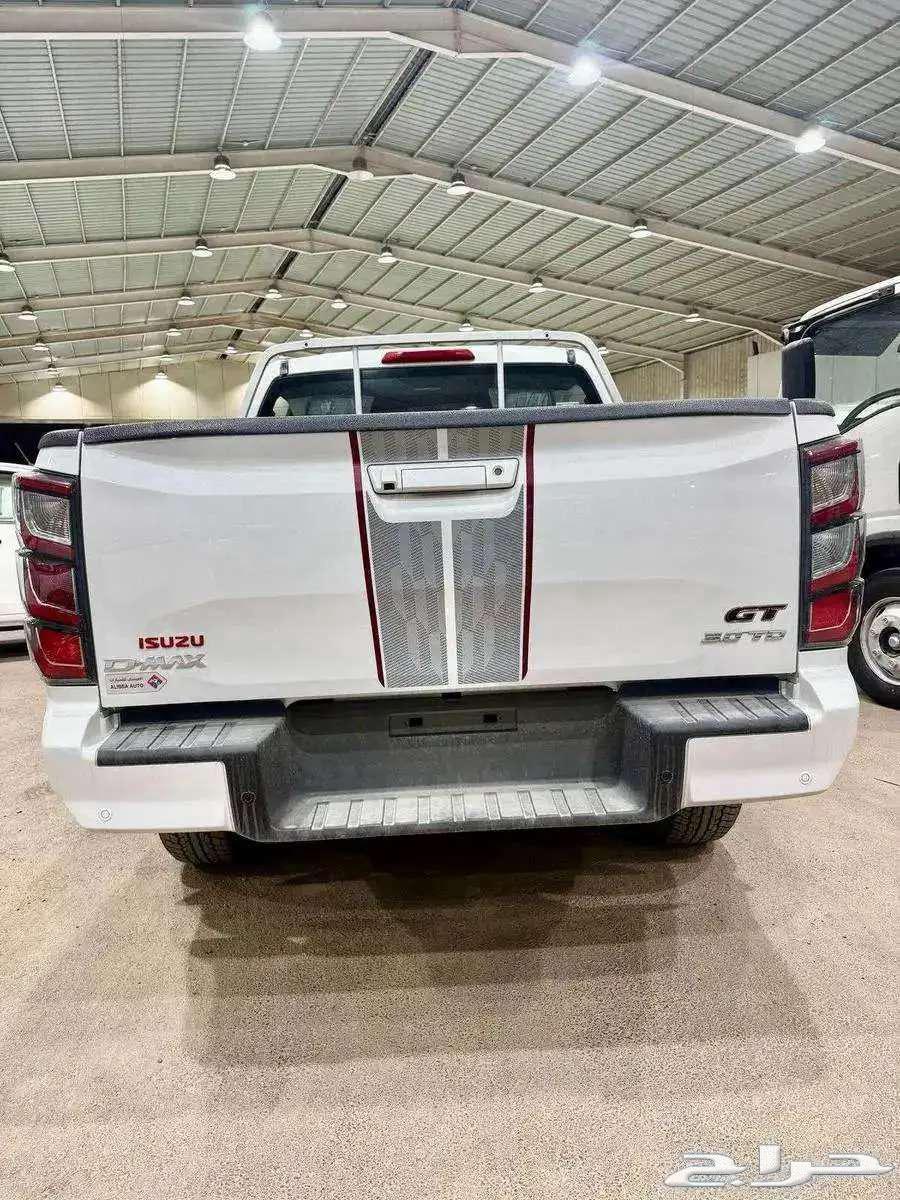 Isuzu D-MAX GT 2025 model, new design, exclusively63072749976579111