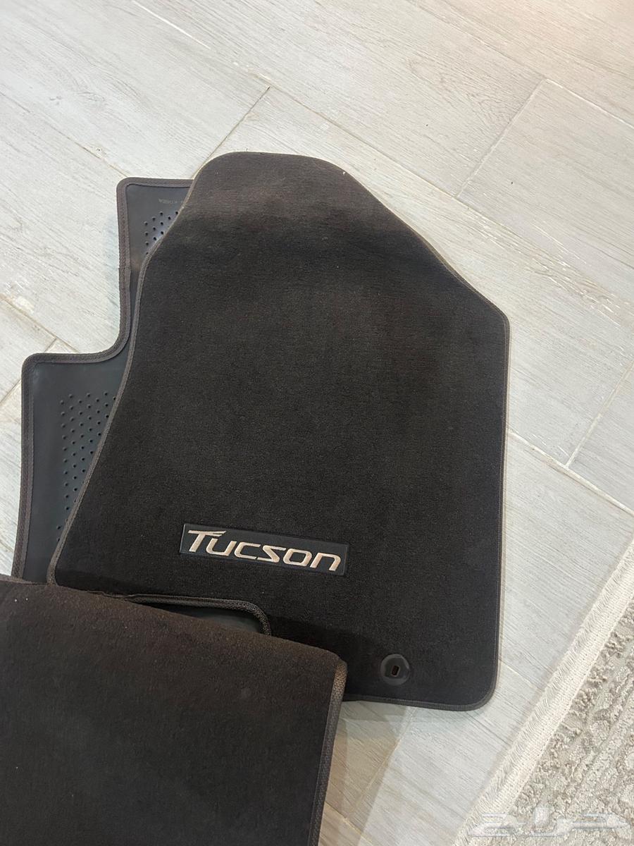 Interior carpet two seats Tucson63073625072387111
