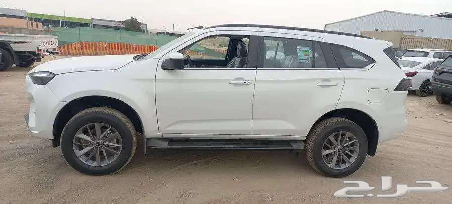 ISUZU MUX 2025 model, cash and installment63075634377091112