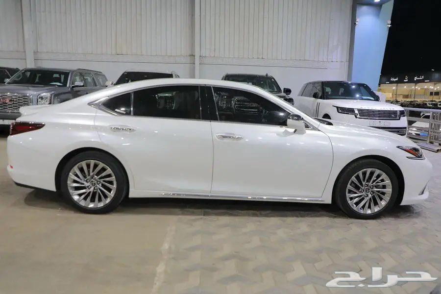 Lexus ES 350 CC full option panoramic sunroof six-cylinder model 202363074032476931113