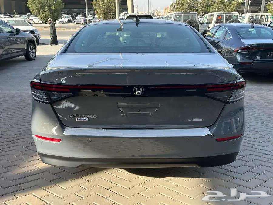 Honda Accord Half Full 2024 in Cash and Installments63074019127937114