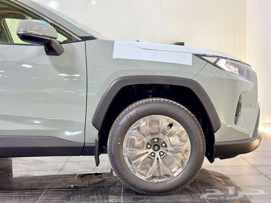 Toyota RAV4 XLE 202563073164755203114