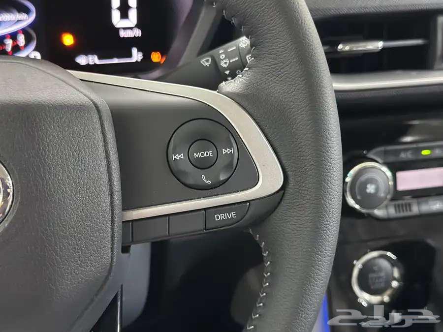 Toyota Vitz GLX Model 202463072750045698111