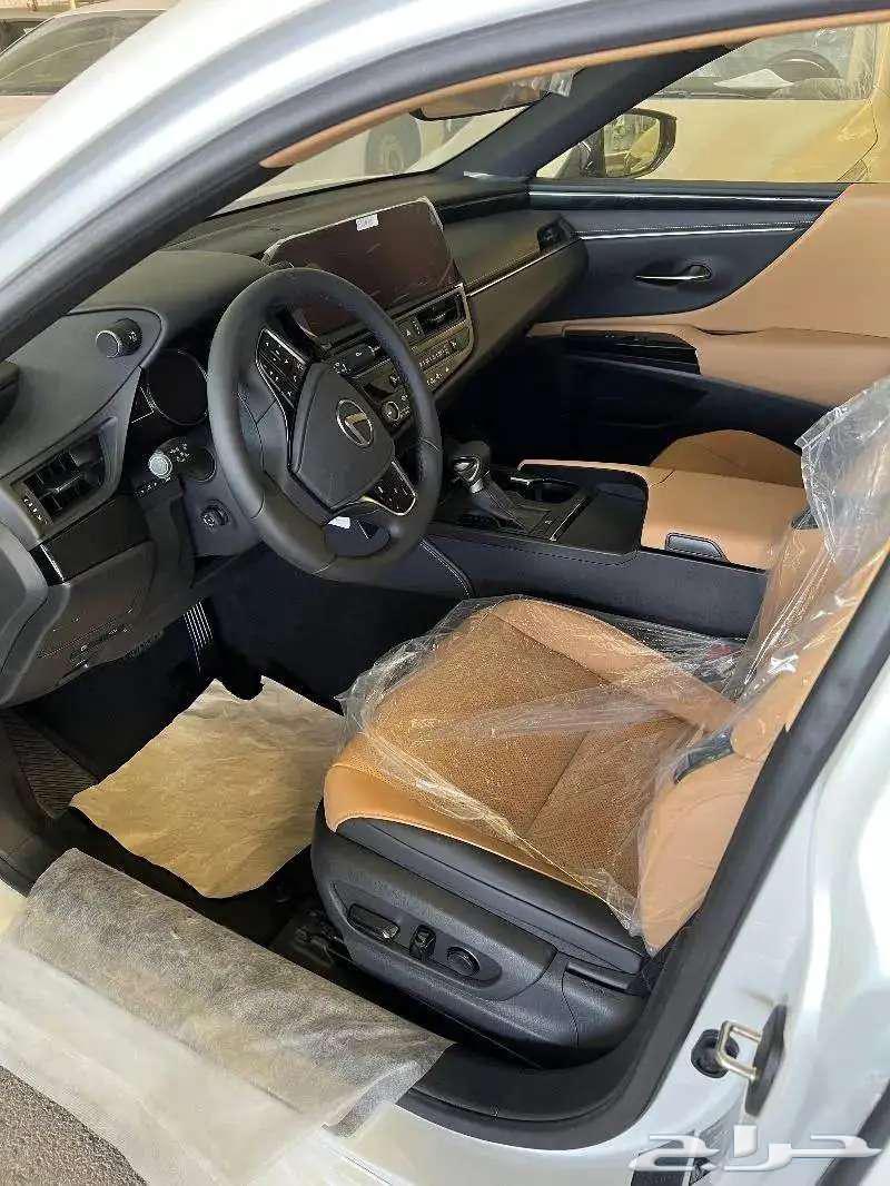 Lexus ES 350 CA trim 2025 model with installment of 2695 Al-Hasan63072365103745114