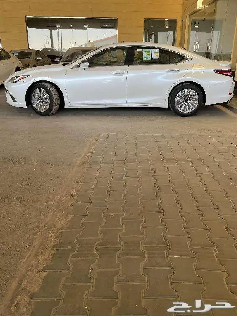 Lexus ES 350 CA trim 2025 model with installment of 2695 Al-Hasan63072365103745111