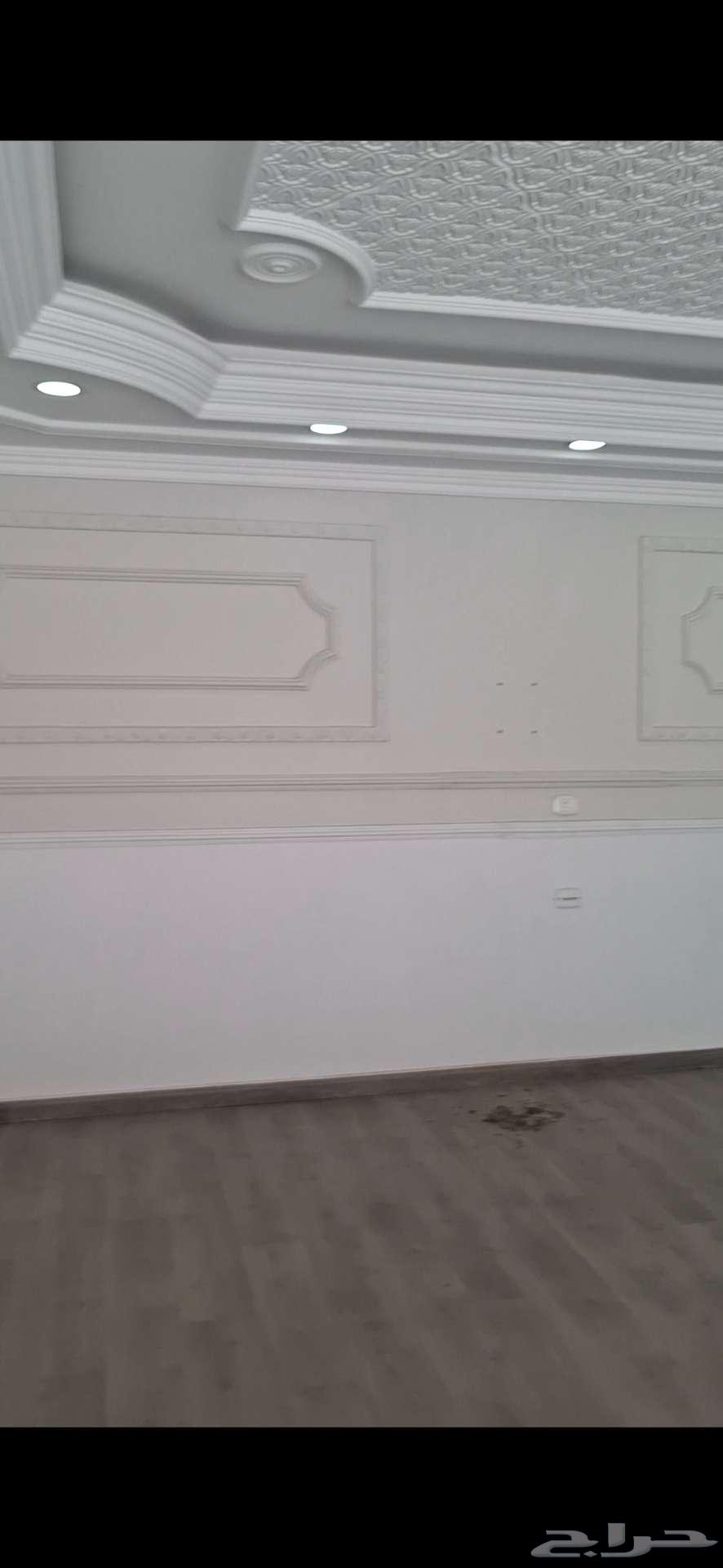For sale: A commercial and administrative building in a prime location in the center of Al-Baha.63013384174338114