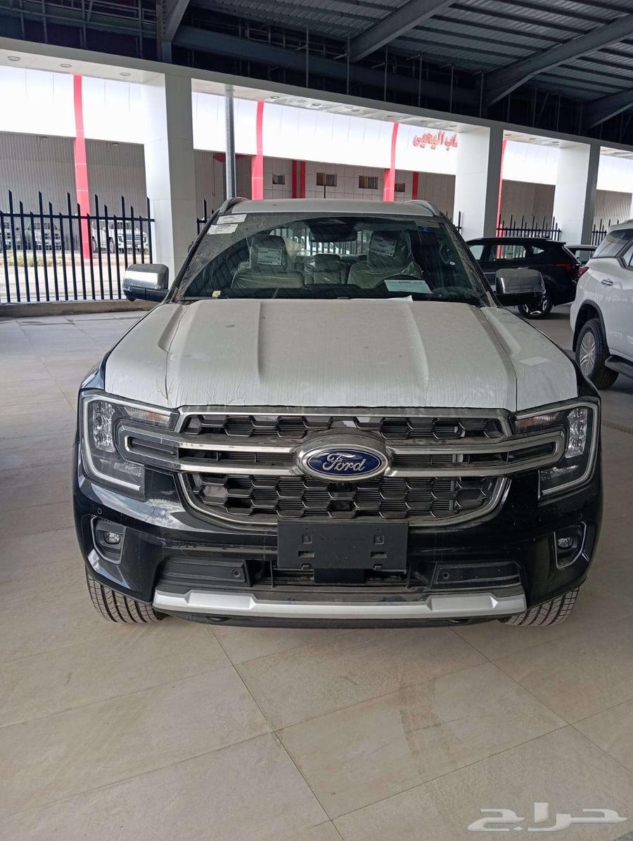 Ford Everest Limited 2024 Cash and Installments63068249429121111