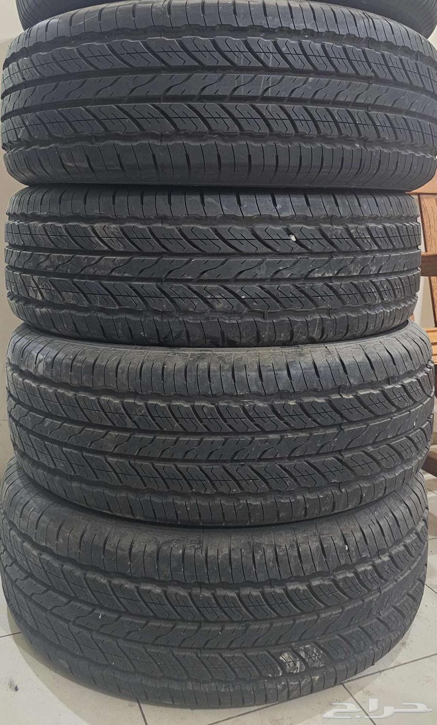 Used Jeep car tires63067399343490111