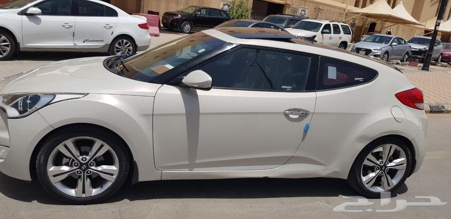 Hyundai Veloster 2016 price reduced for quick sale63067399384833114
