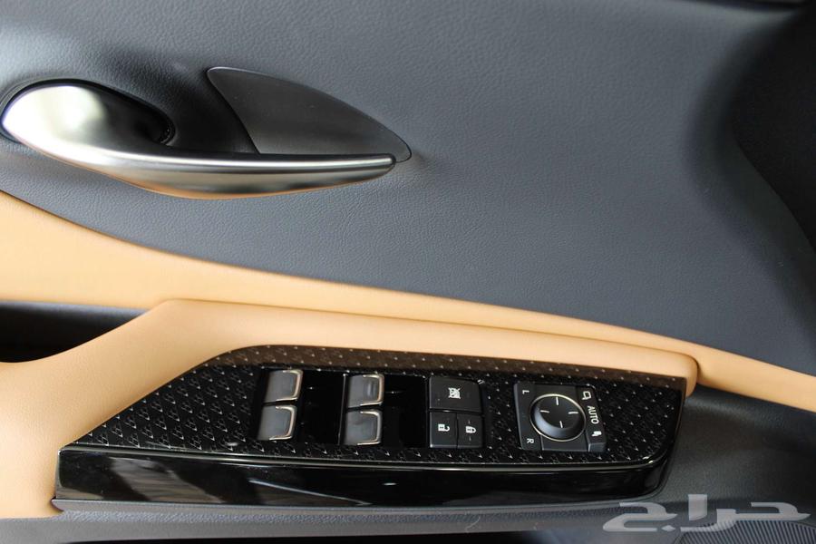 Lexus ES250 AA - Gulf version - 2025 - Remote start - Rear spoiler63069063116417113
