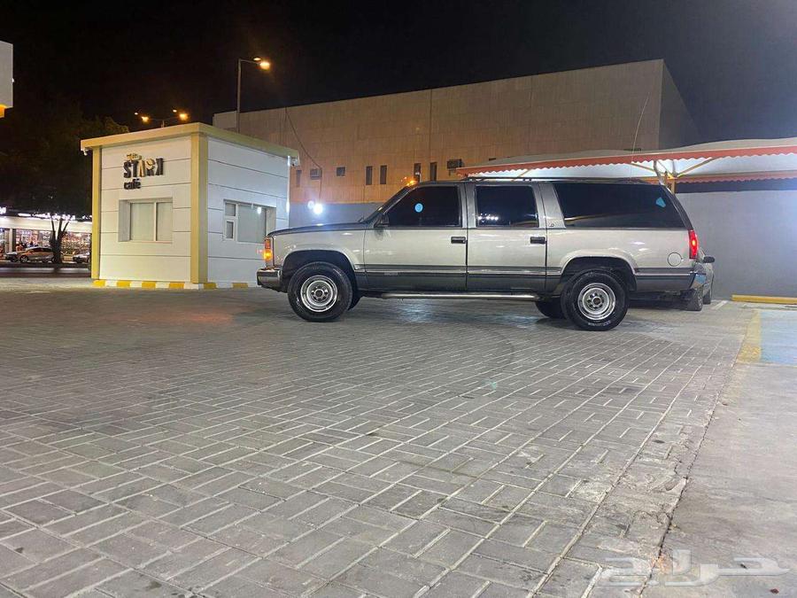 For sale Chevrolet Suburban model 199963068271505281113