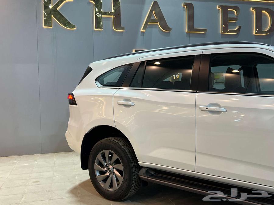 Isuzu MU-X 2024 full double model at Khalid Al-Sayyar63071153926274113