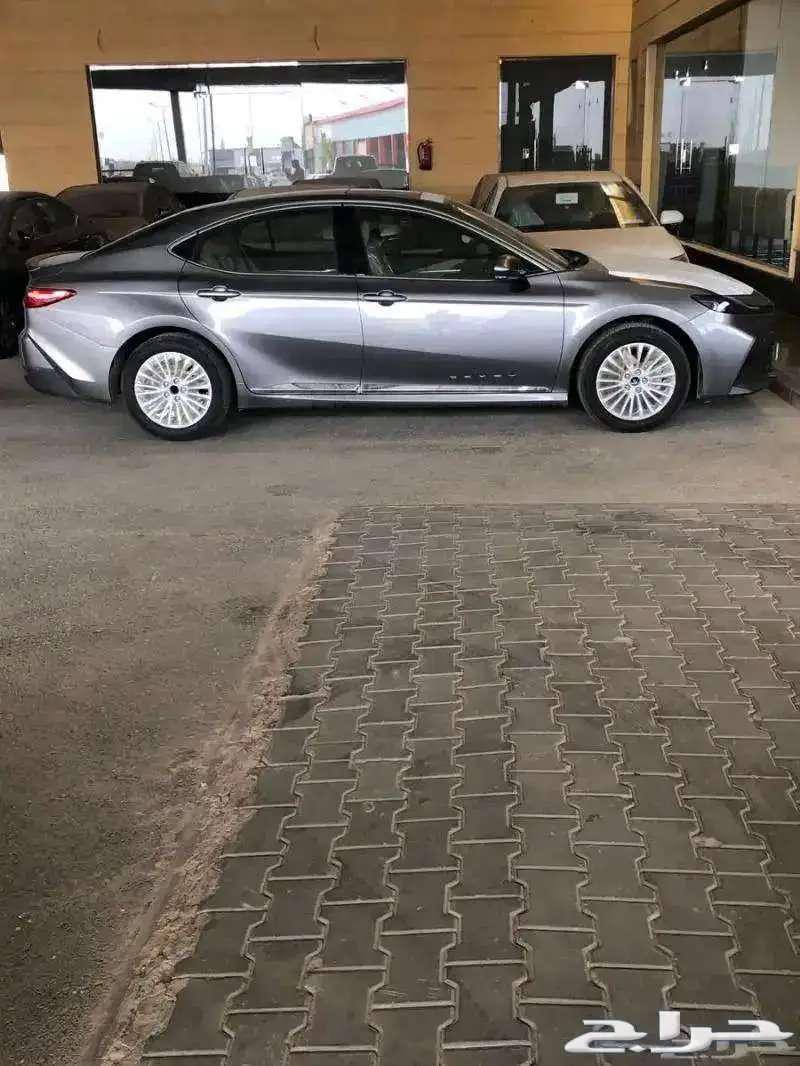 Toyota Camry LE trim 2025 model with sunroof installment 1900, available at Al-Hasan.63063835163651113