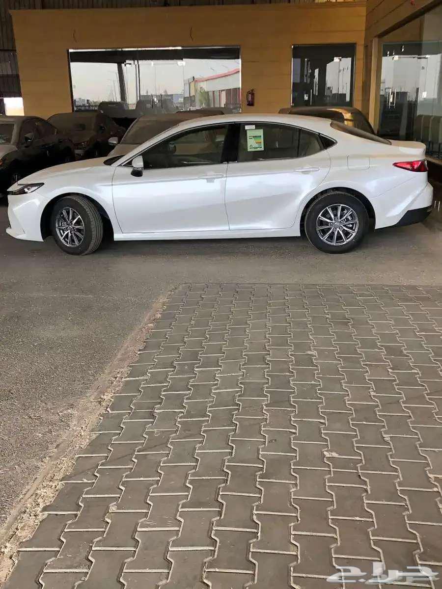 كامري E ستاندر بنزين سعودي 2025 بقسط 1680 لدى الحسن63067066062979111