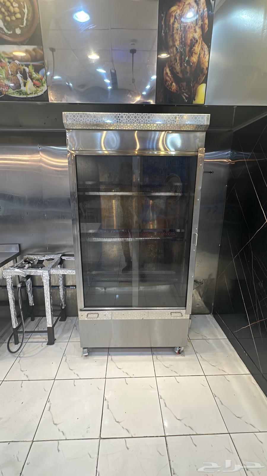 Fully equipped restaurant for sale63043717952897112